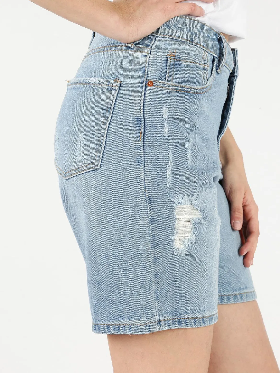 Angelica 2000 Pantaloncini mom strappati in jeans