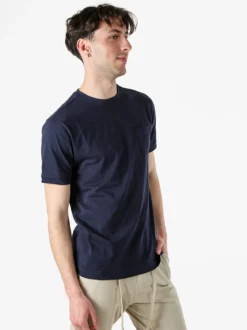 Baci & Abbracci T-shirt girocollo in cotone da uomo con taschino - blu scuro