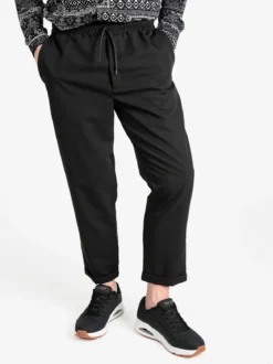 Close-Up Pantaloni casual da uomo con coulisse e risvolto finale