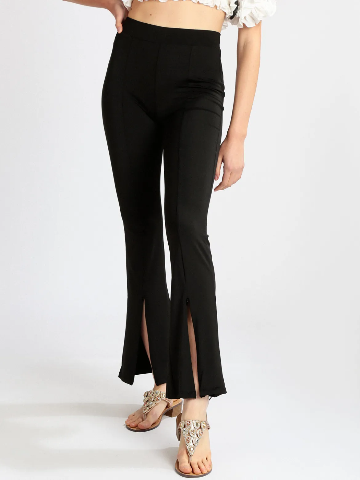 Eletta Pantaloni donna a zampa con zip finale