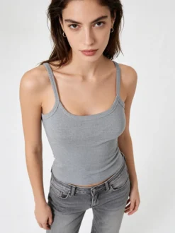 Essenziale Milano Top donna a coste con spalline strette e scollo vogatore - grigio