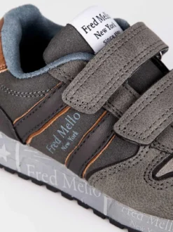 Fred Mello Scarpe sportive con strappi
