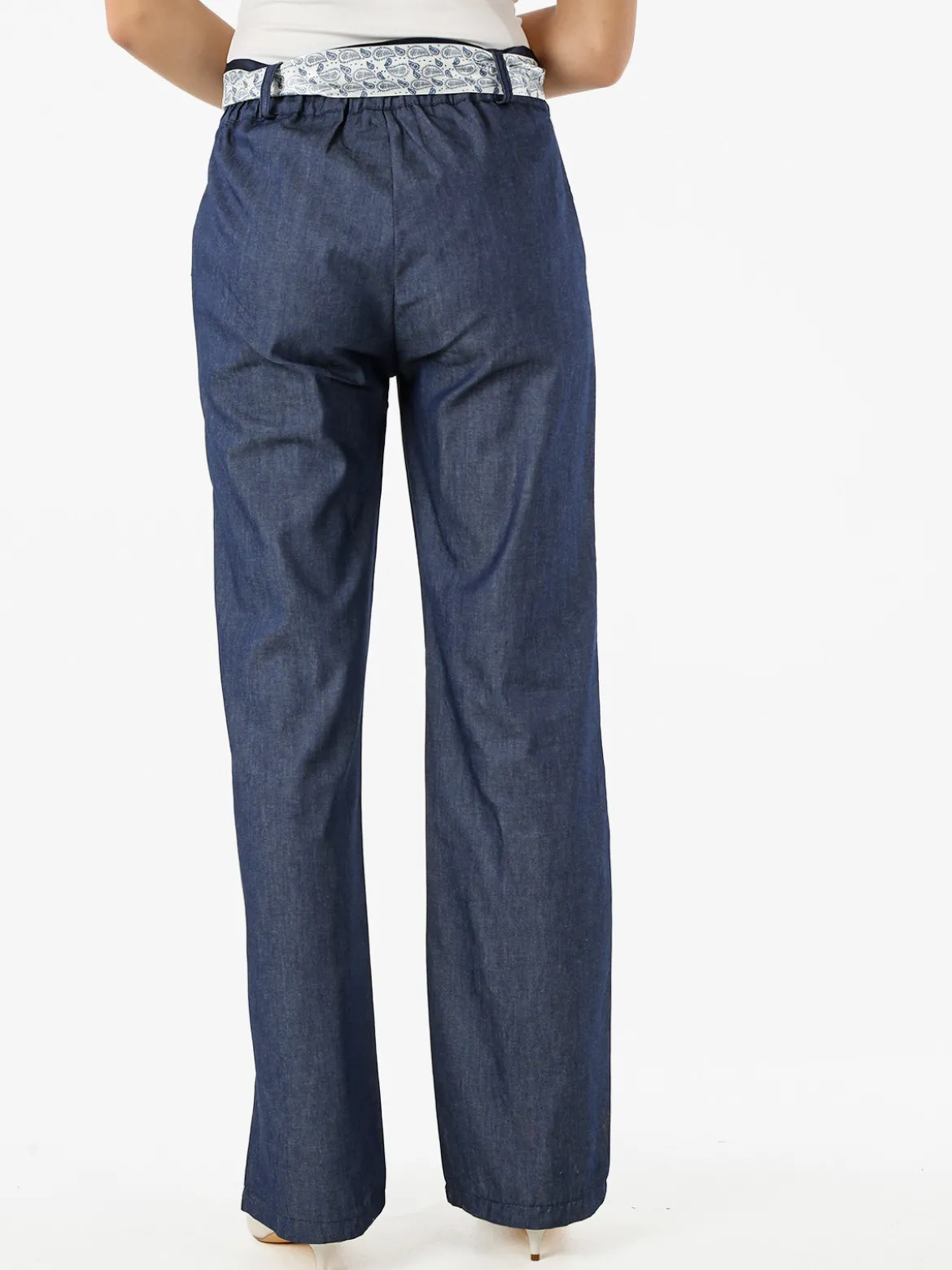 Frenetika Pantaloni donna in cotone a gamba dritta con cintura a foulard -blu