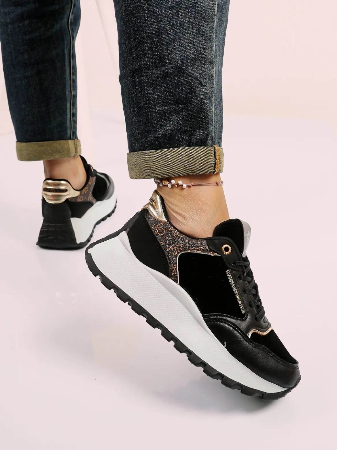 Gian Marco Venturi Sneakers donna stringate con platform - nero