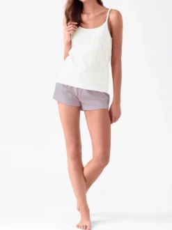 Infiore YOUNG Pigiama corto da donna in cotone con spalline sottili e shorts - panna