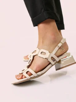 Laura Biagiotti Sandali donna in vernice con tacco basso - beige