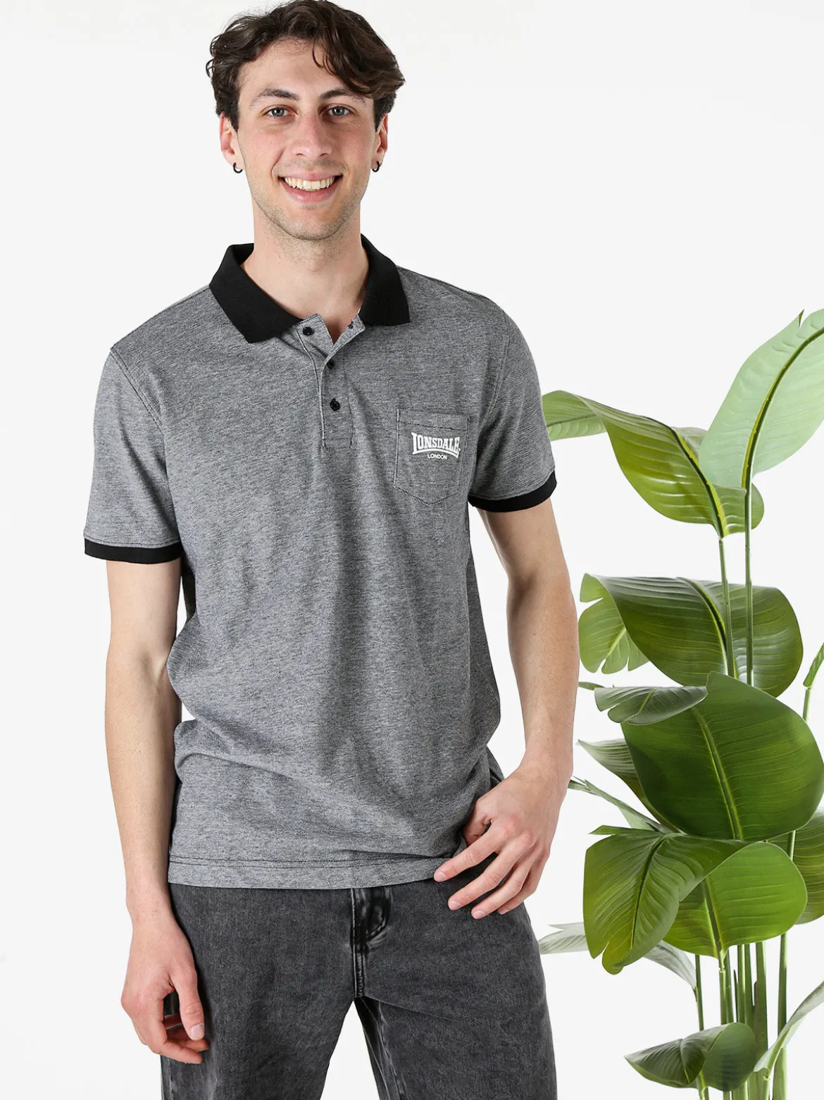 Lonsdale Polo da uomo in cotone a maniche corte con taschino - nero