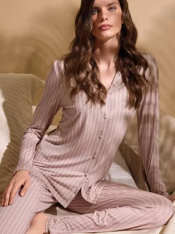 Lormar EVENT Pigiama lungo da donna aperto in viscosa leggera - beige