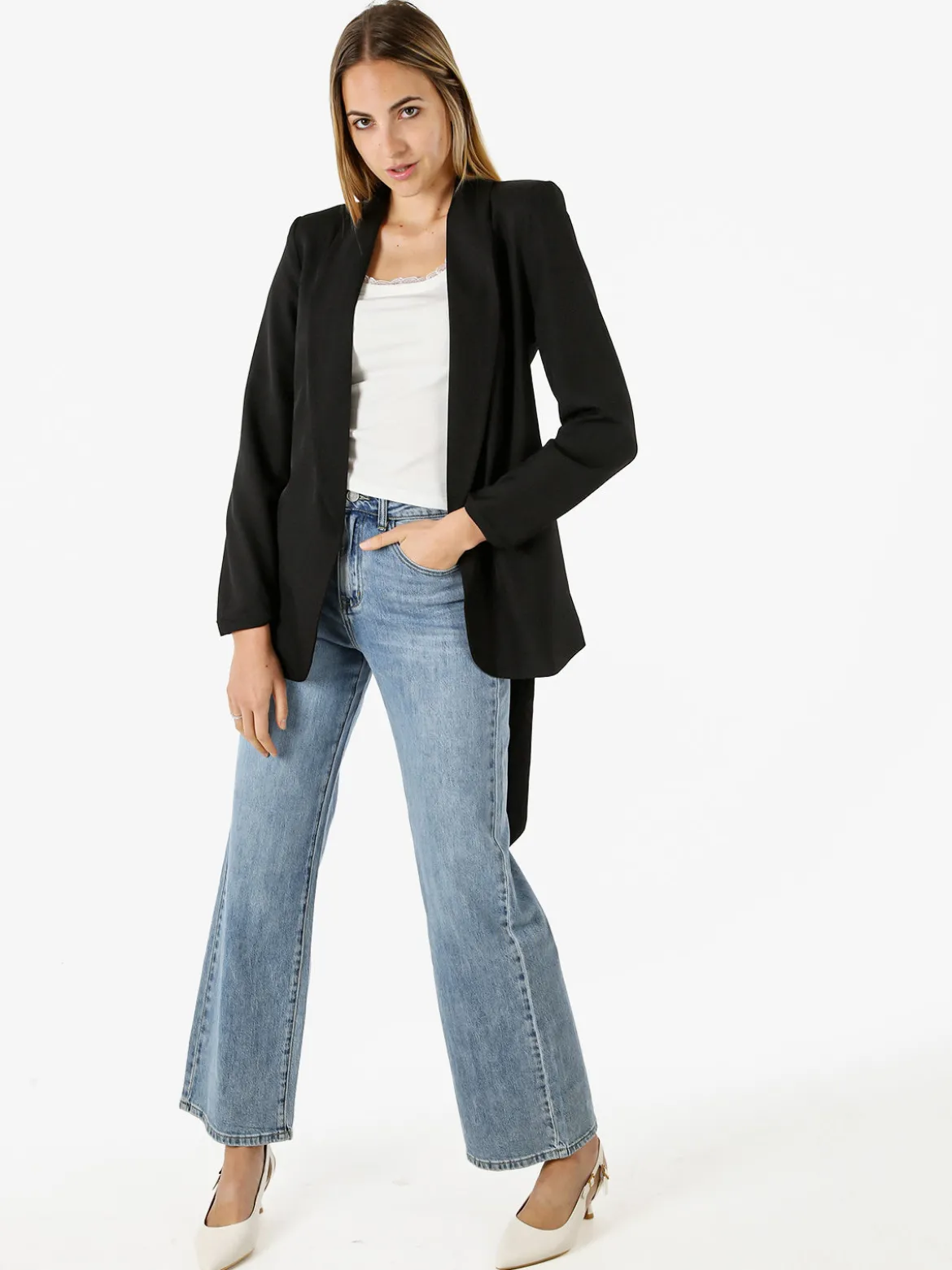 Melitea Blazer donna con spalline imbottite e fusciacca in vita - nero