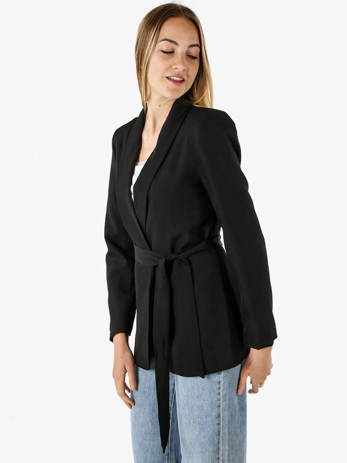Melitea Blazer donna con spalline imbottite e fusciacca in vita - nero