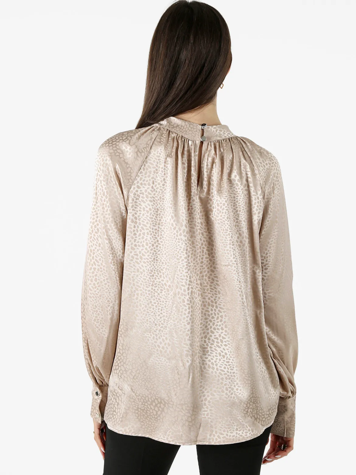 Miss E Co Blusa donna accollata a maniche lunghe linea curvy - nudo