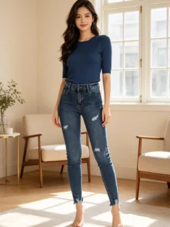 New Collection Jeans slim fit con strappi da donna