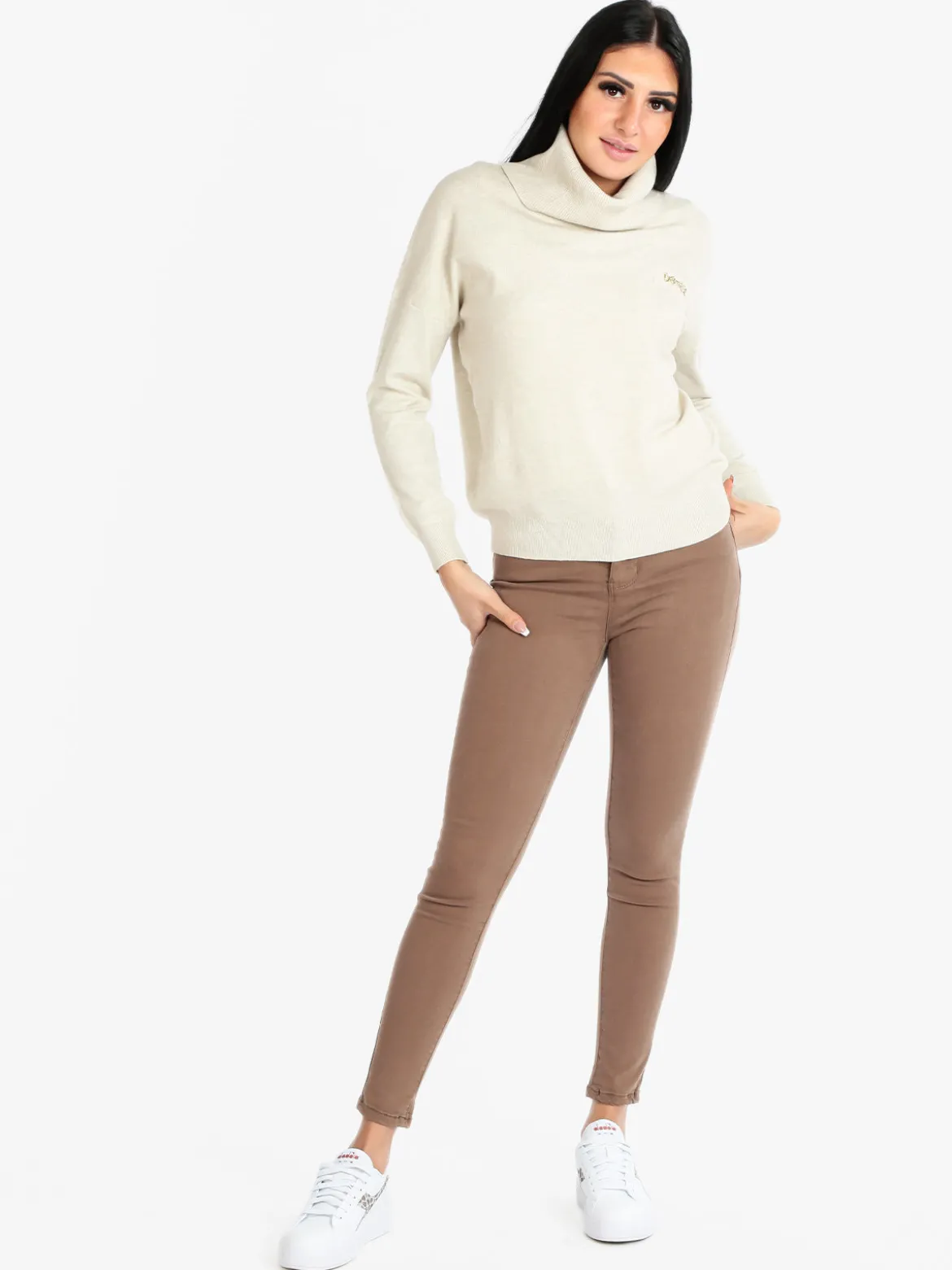 New Collection Pantaloni slim fit da donna