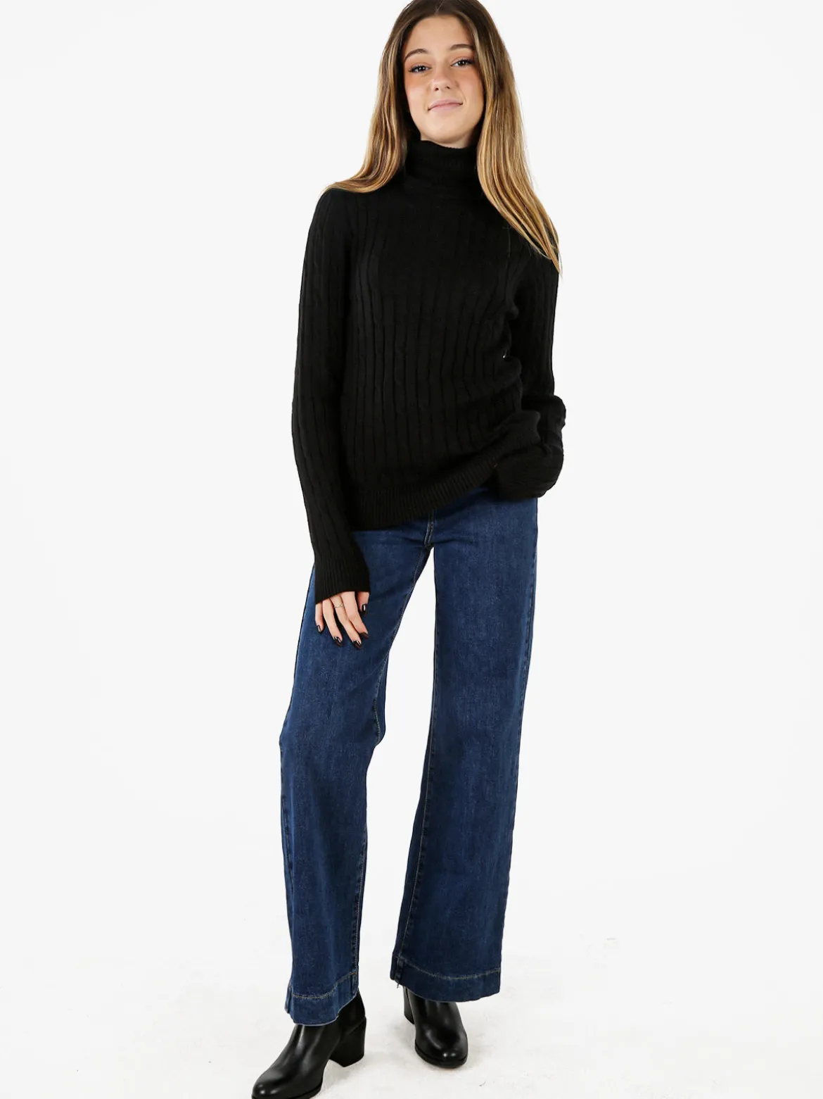 Norway Maglione dolcevita donna a trecce - nero