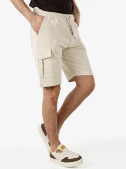 Rifle Bermuda da uomo in felpa con tasconi laterali - beige