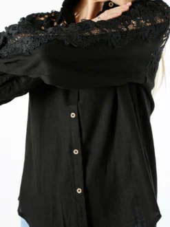 Rossamiss Camicia donna a maniche lunghe con dettagli in pizzo macramè - nero