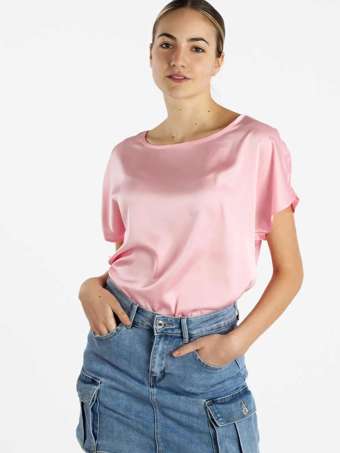 Solada Blusa donna a maniche corte effetto raso