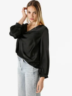 Solada Blusa donna a maniche lunghe in tessuto simil raso con scollo a cascata - nero