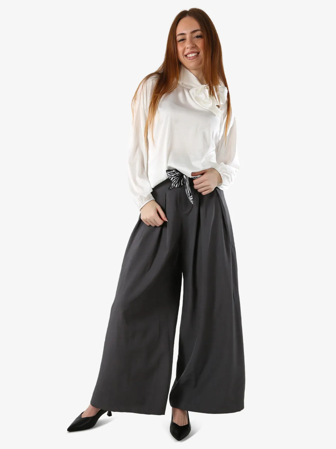 Solada Blusa donna in tessuto simil raso a maniche lunghe - bianco