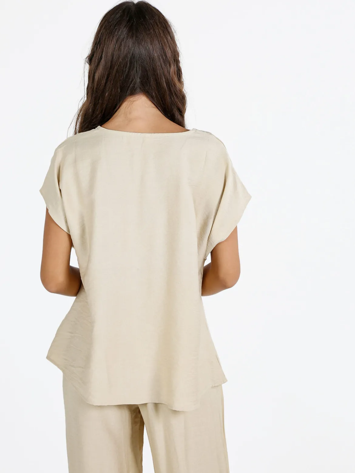 Solada Blusa donna senza maniche con scollo a V - beige