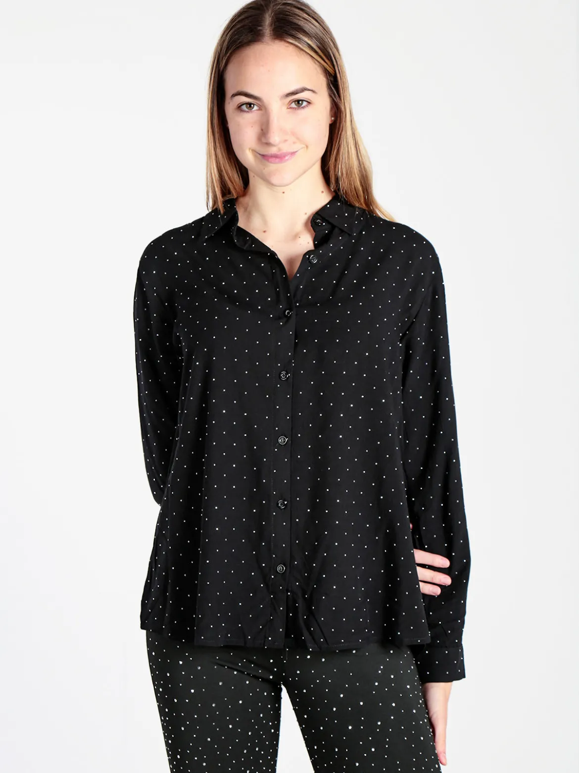 Solada Camicia donna con piccole borchie luccicanti