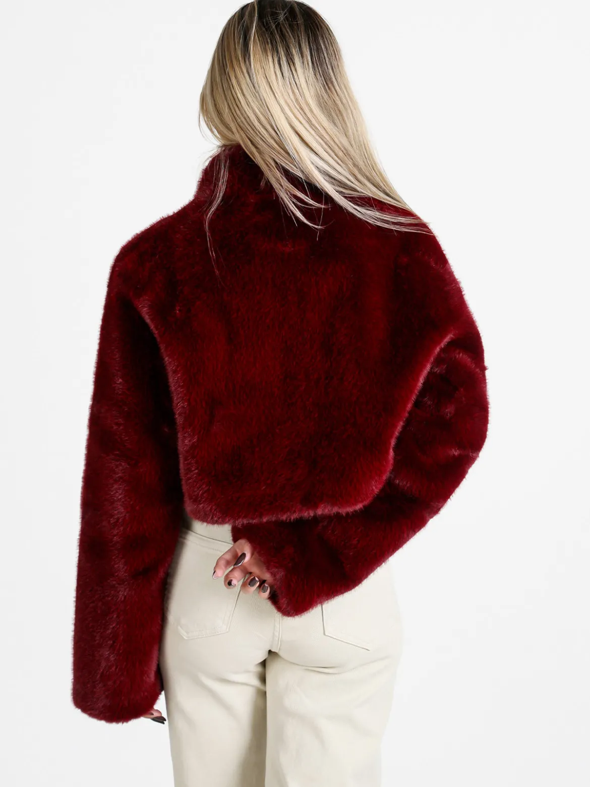 Solada Giacca donna cropped in pelliccia sintetica con coulisse - bordeaux