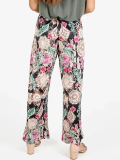 Solada Pantaloni donna a gamba larga con stampe