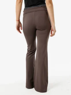 Solada Pantaloni eleganti a zampa con pizzo in vita - moro