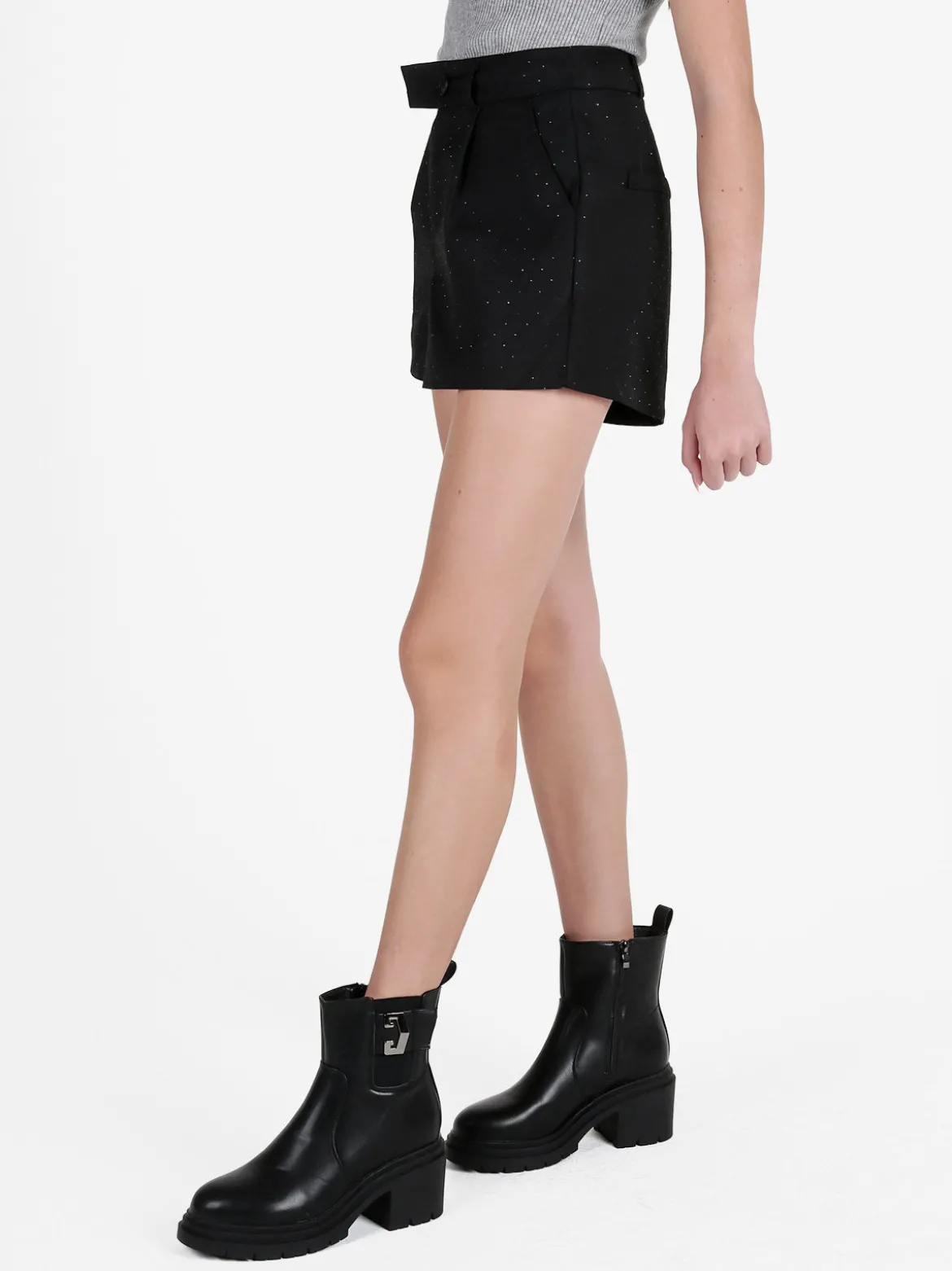 Solada Shorts donna con strass
