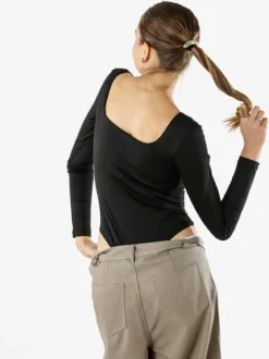 Solada Top body donna a maniche lunghe con scollo davanti e dietro - nero