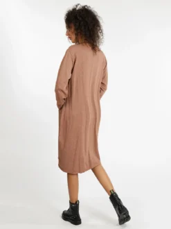 Solada Vestito ampio con scollo tondo