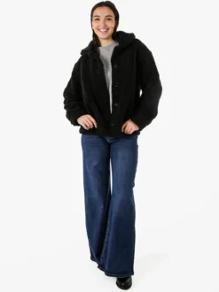 The People Rep Cappotto corto teddy da donna con bottoni - nero