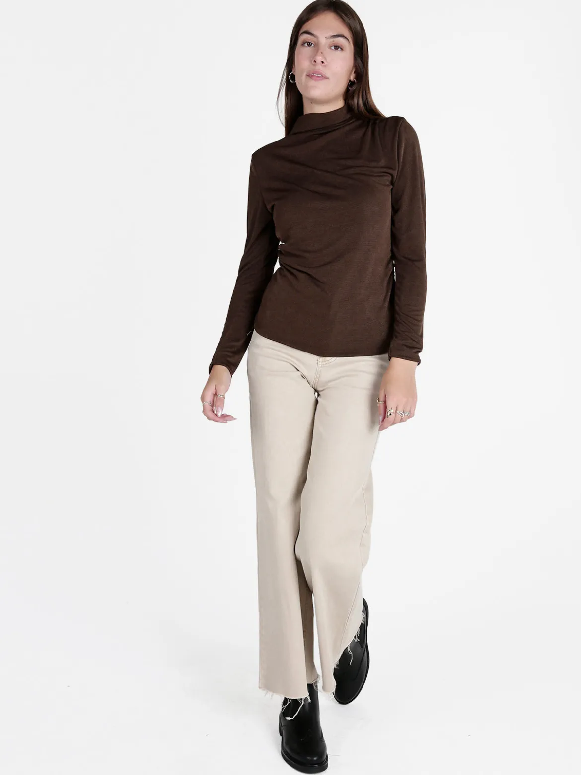 Unique Maglia donna accollata a maniche lunghe