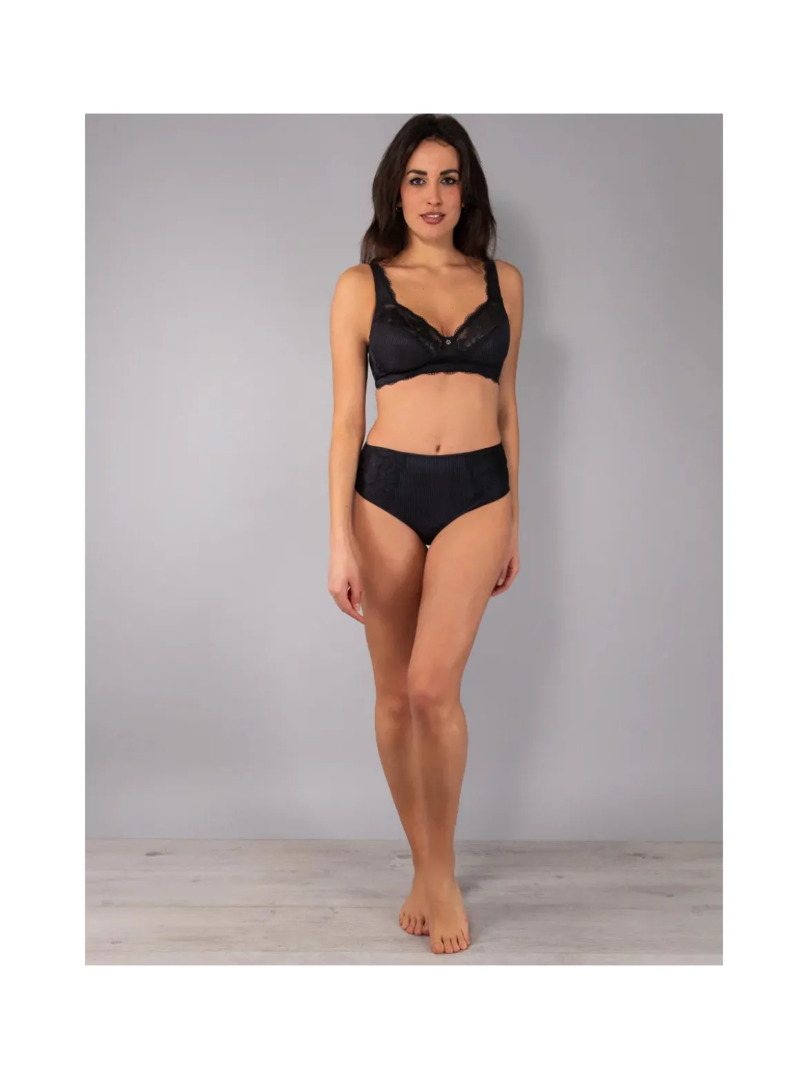 Verde Veronica AR10 Reggiseno preformato con pizzo senza ferretto coppa D - nero