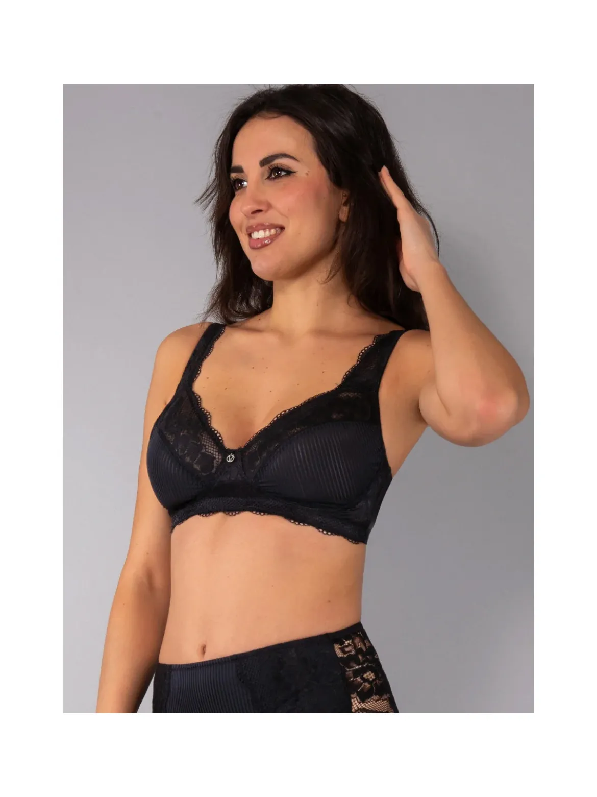 Verde Veronica AR10 Reggiseno preformato con pizzo senza ferretto coppa D - nero